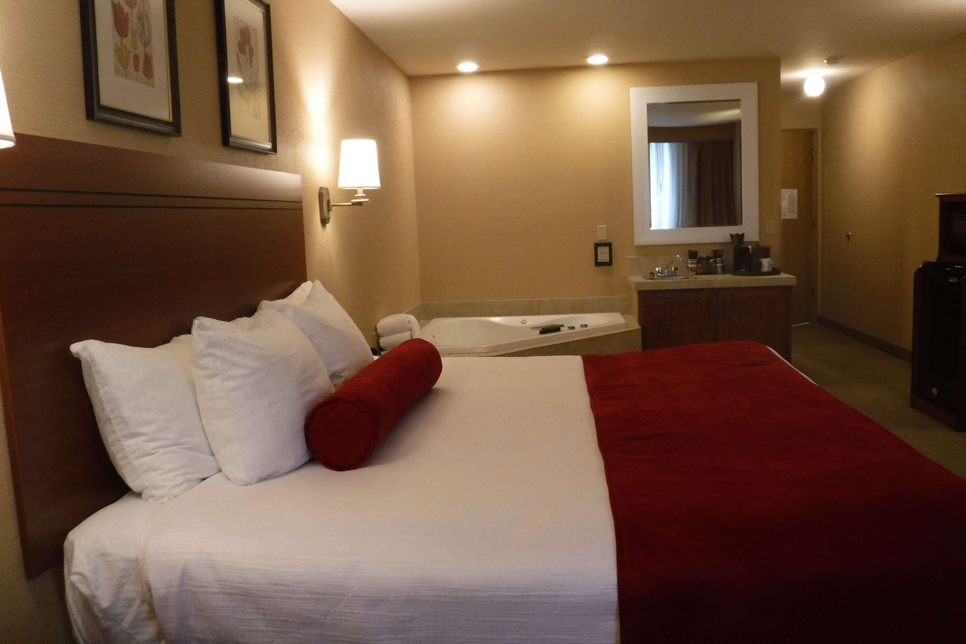 Best Western Plus Skagit Valley Inn&Convention Center Mount Vernon Extérieur photo