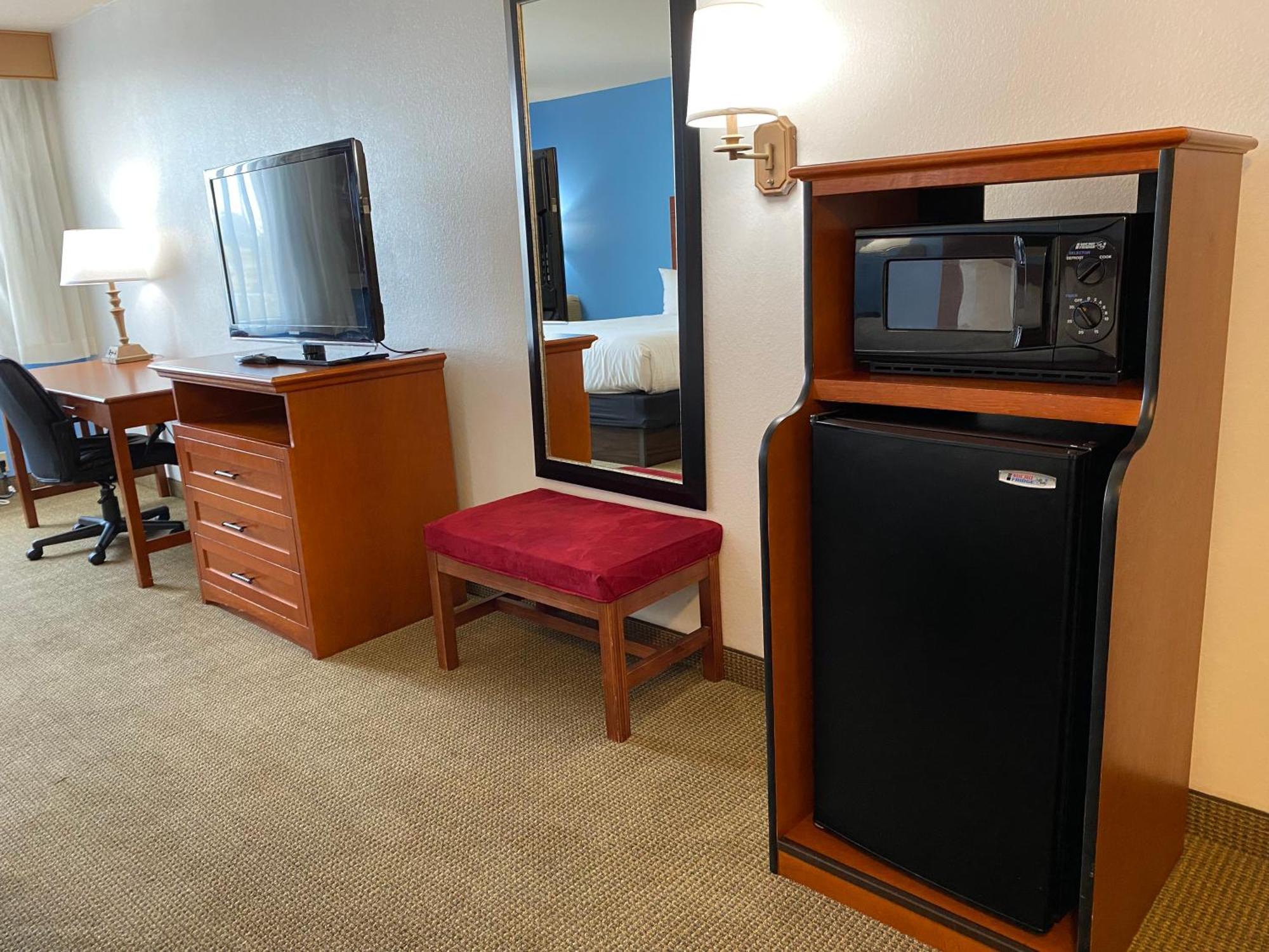 Best Western Plus Skagit Valley Inn&Convention Center Mount Vernon Extérieur photo